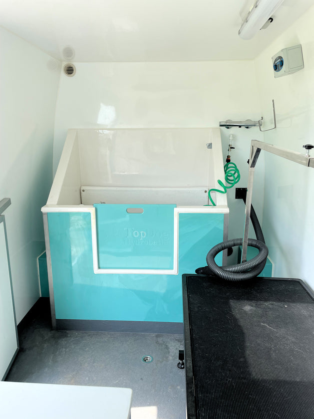 waterproof wall mobile dog grooming station with dog bath and hairdryer